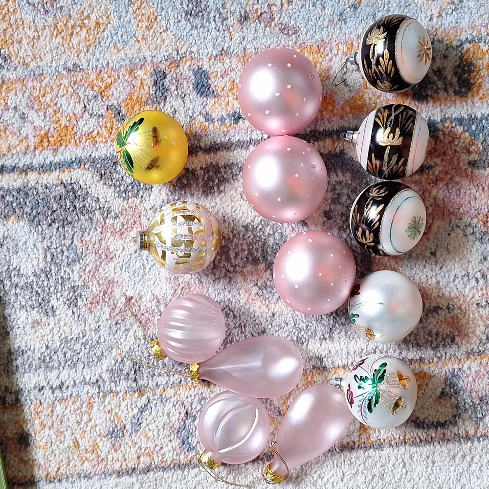 Vintage (13) Christmas Ornaments Holiday